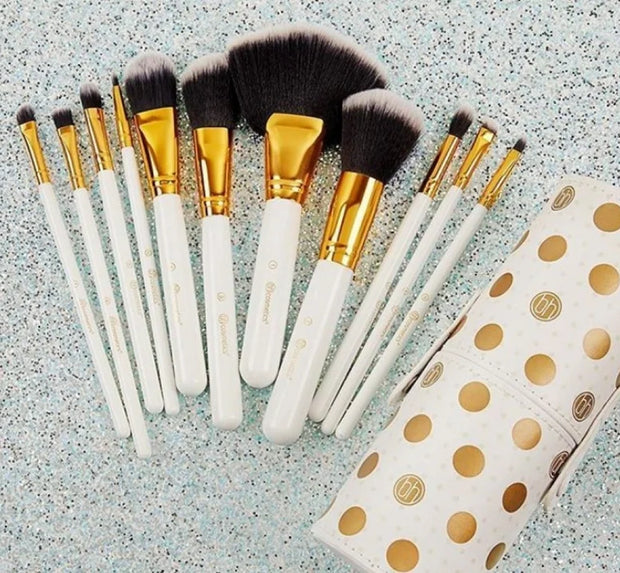 White Sophistication: BH Cosmetics Dot Collection 11-Piece Brush Set